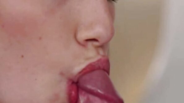 ช่วยในการแตก. วีดีโอ โป็