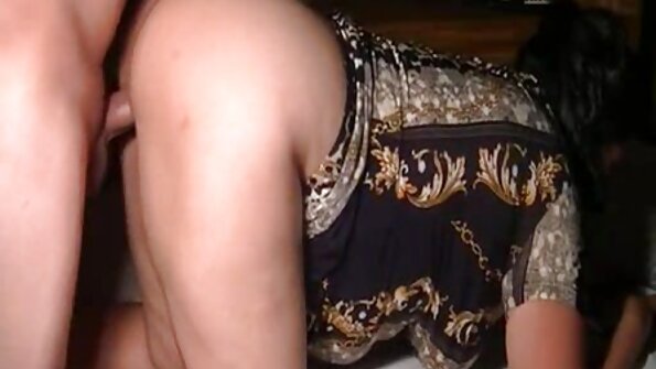 นักสืบก้น. วีดีโอ โป็